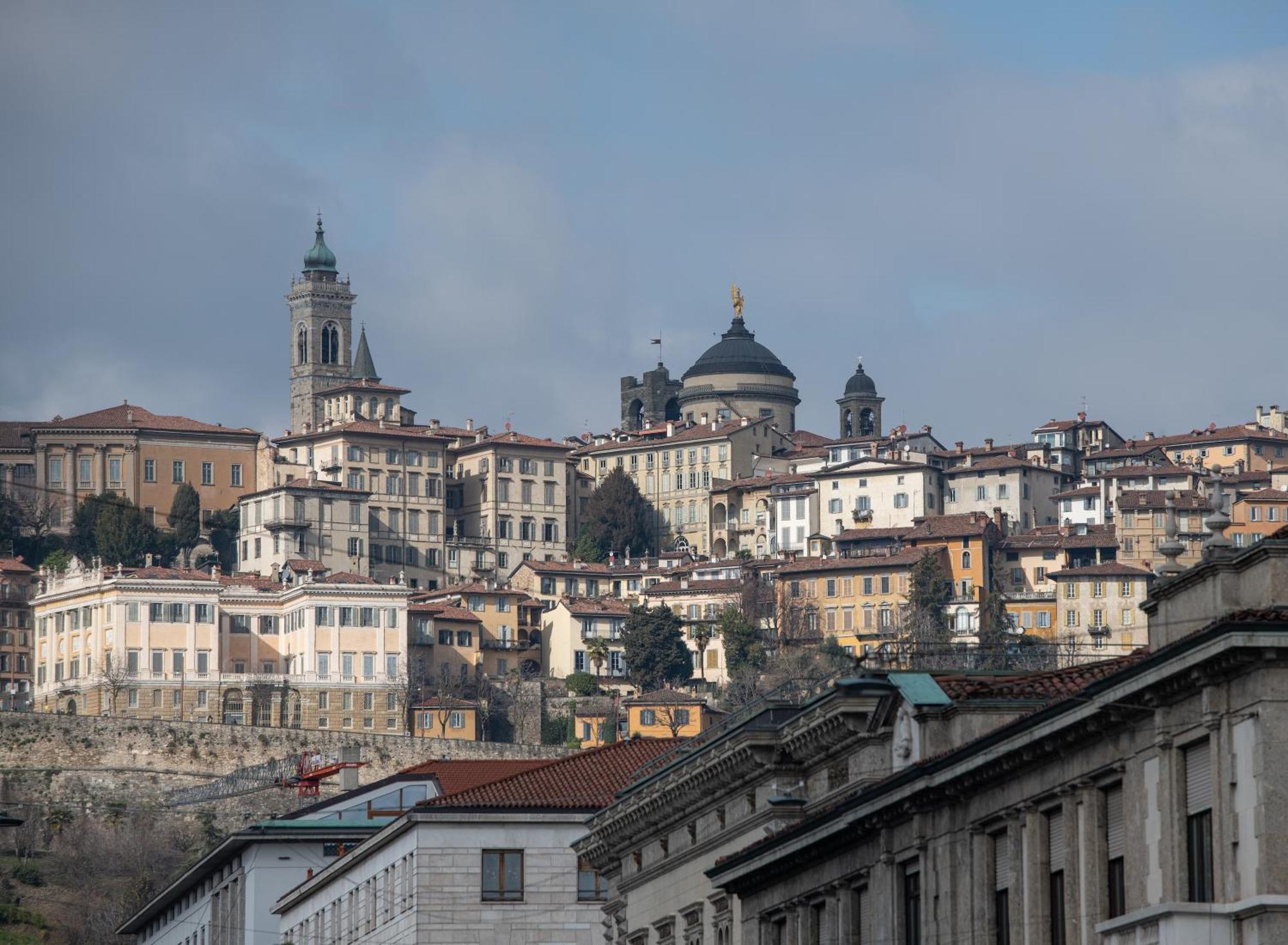 Il cielo in una stanza Bergamo Esterno foto